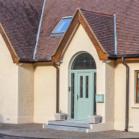 Tollyrose Country House-2